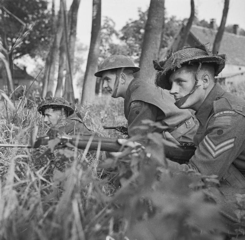 British_Troops_Launch_An_Attack_on_Hertogenbosch_B11147