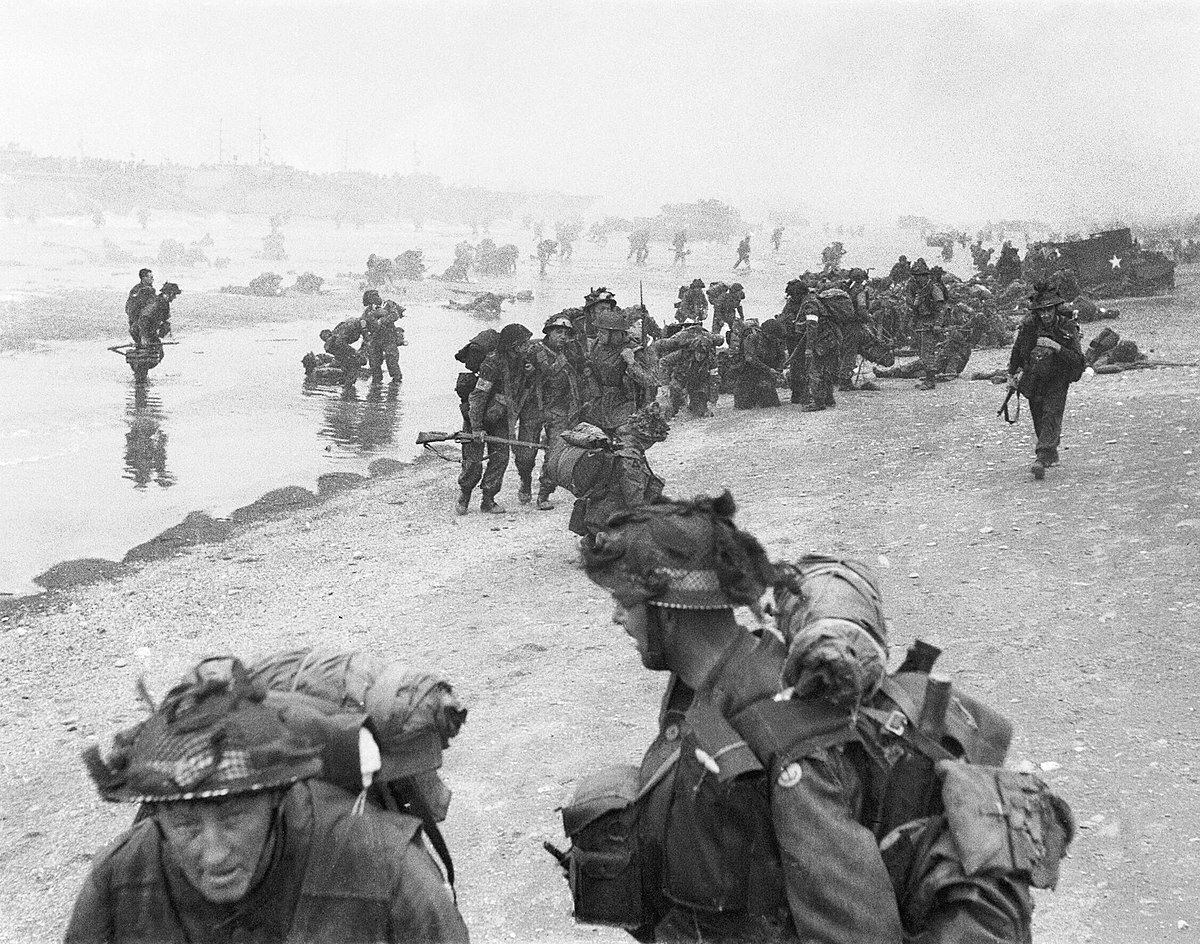 D-day_-_British_Forces_during_the_Invasion_of_Normandy_6_June_1944_B5114